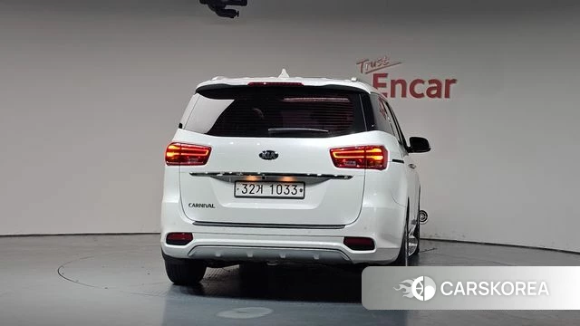 Kia The New Carnival id 4658346 из Кореи 23