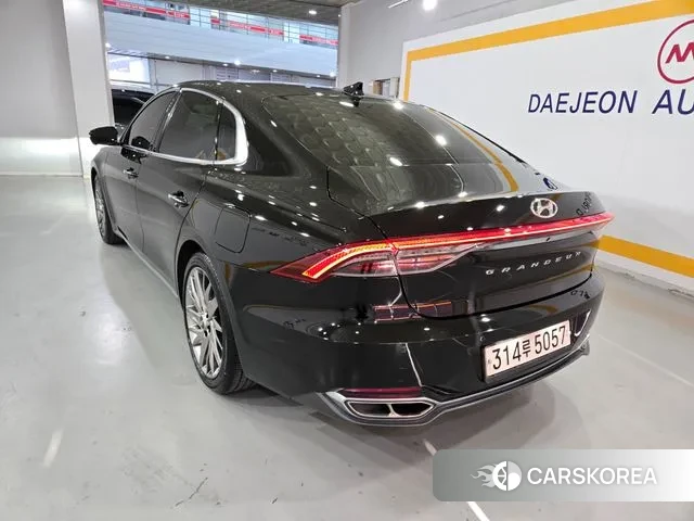 Hyundai The New Grandeur IG id 3582507 из Кореи 13