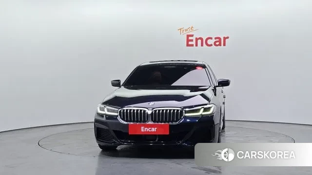 BMW 5 Series (G30) id 3752424 из Кореи 13