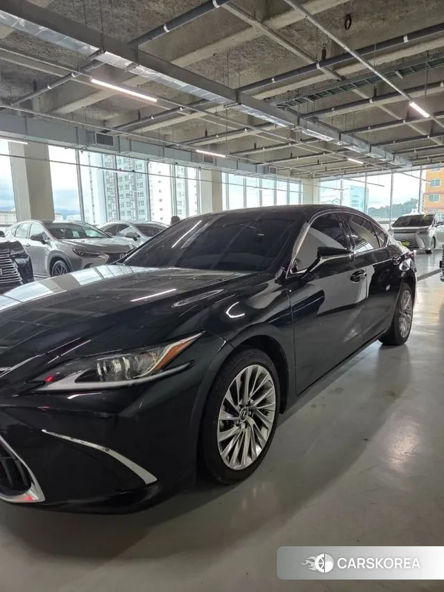 Lexus ES300h 7th generation id 3241178 из Кореи 9