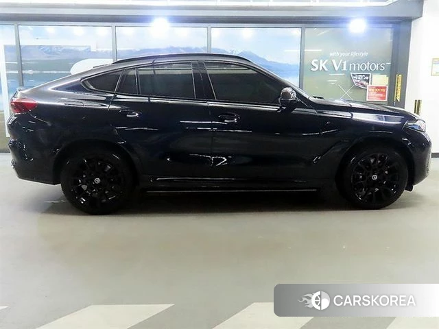 BMW X6 (G06) 2024 Черный из Кореи, фото 5