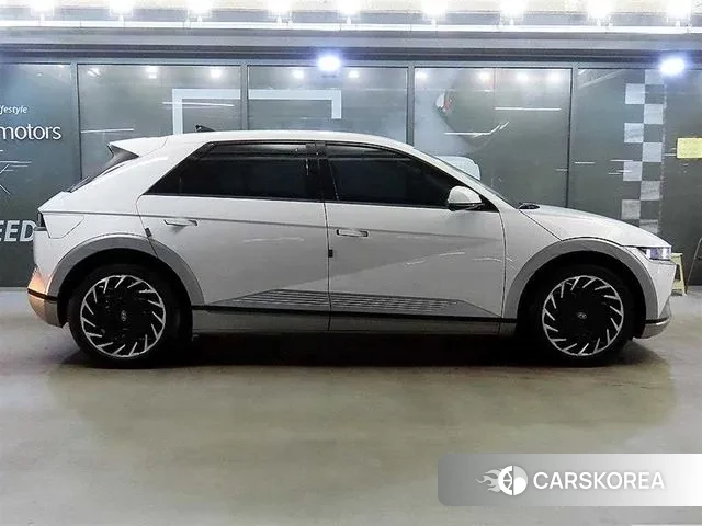 Hyundai Ionic 5 id 3759296 из Кореи 13