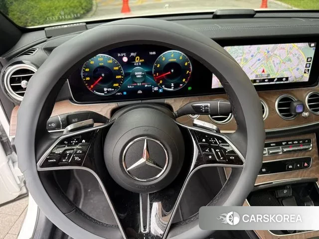 Mercedes-Benz E-Class W213 2023 Белый из Кореи, фото 4