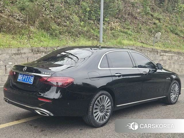 Mercedes-Benz E-class 2023 Черный из Китая, фото 3