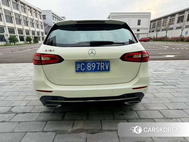Mercedes-Benz Class B 2021 Белый из Китая, фото 3