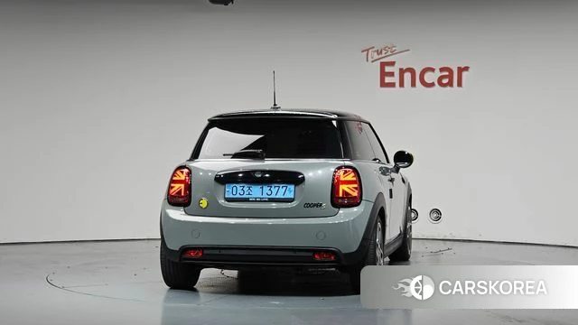 Mini Cooper Electric id 4506987 из Кореи 23