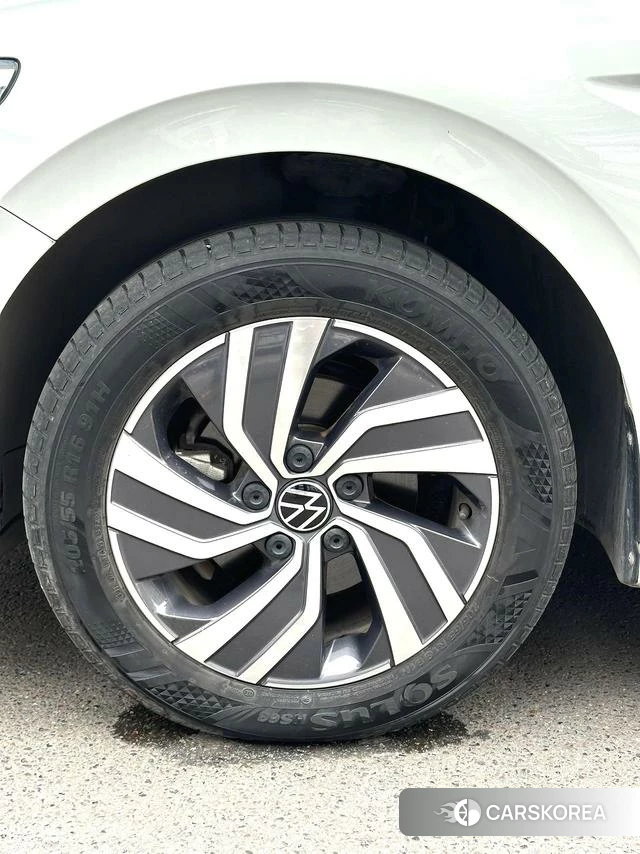 Volkswagen Bora id 4259741 из Китая 7