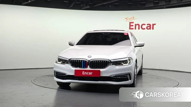 BMW 5 Series (G30) id 4465758 из Кореи 13