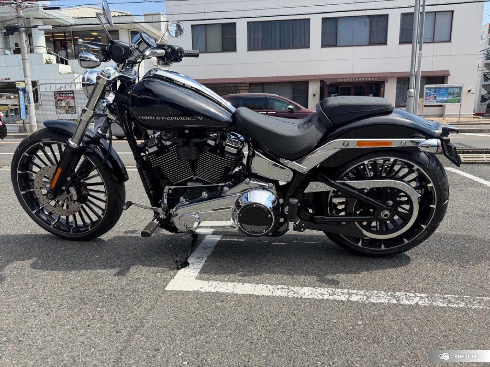 Проданный Harley-Davidson Softail Breakout FXBR1750 2025 из Японии, фото 2