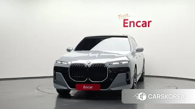 BMW 7 Series (G70) id 3544973 из Кореи 13