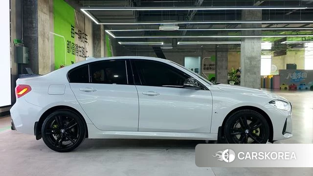 BMW 1 series id 4261142 из Китая 11