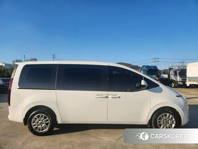 Hyundai Staria id 3365285 из Кореи 11