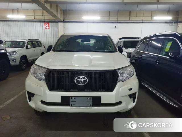 Toyota Prado (imported) 2023 Белый из Китая, фото 3