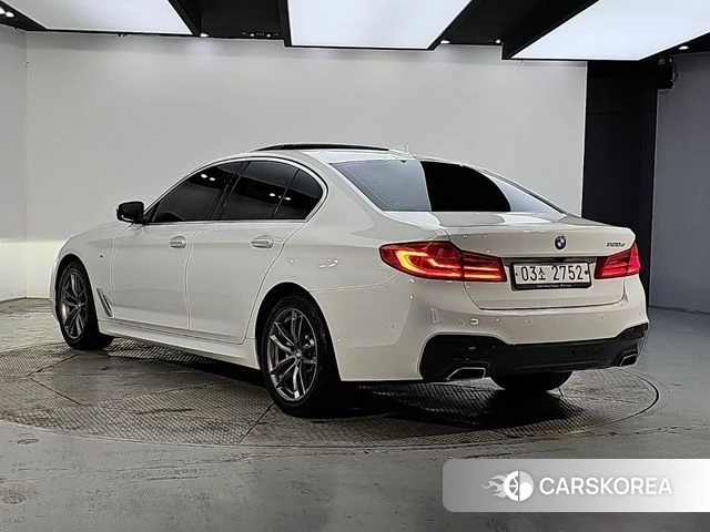 BMW 5 Series (G30) id 4900783 из Кореи 11