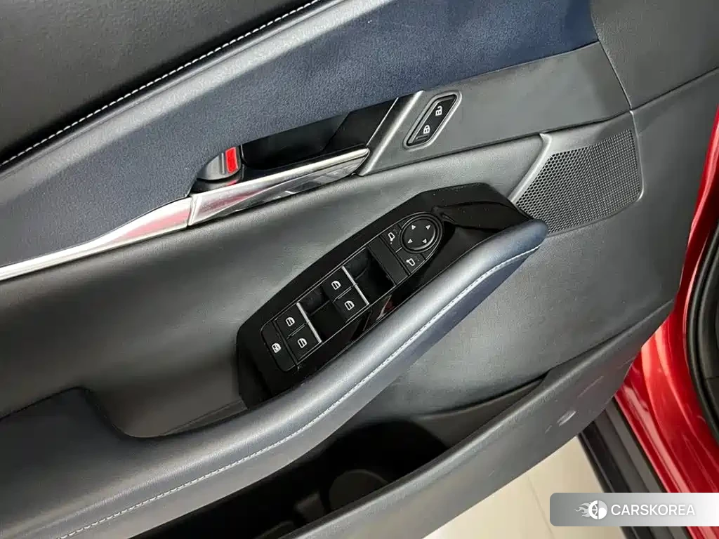 Mazda CX-30 id 4583806 из Китая 16