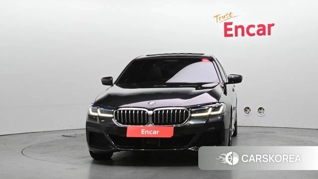 BMW 5 Series (G30) id 3910076 из Кореи 13