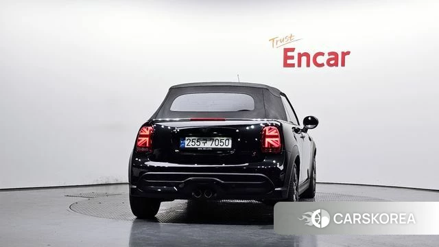 Mini Cooper S Convertible id 4401359 из Кореи 23