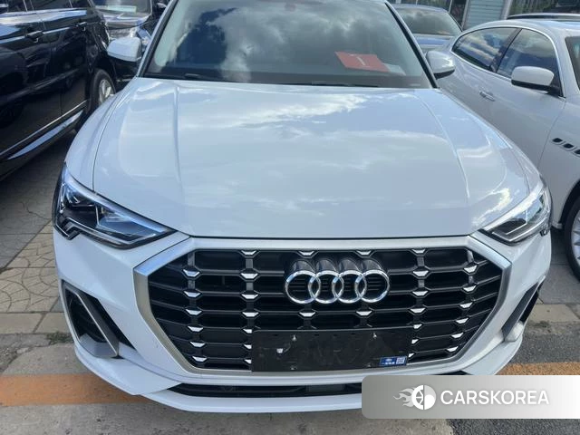 Audi Q3 2022 Белый из Китая, фото 3
