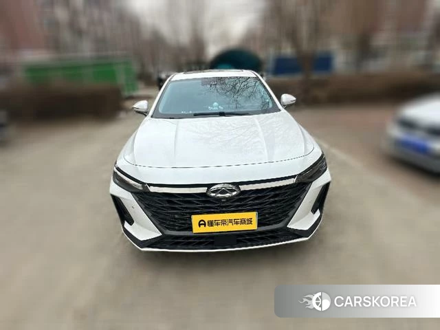 Chery Arrizo 8 2024 Белый из Китая, фото 3