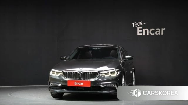 BMW 5 Series (G30) id 3834639 из Кореи 13