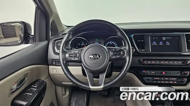 Kia The New Carnival id 2690386 из Кореи 13