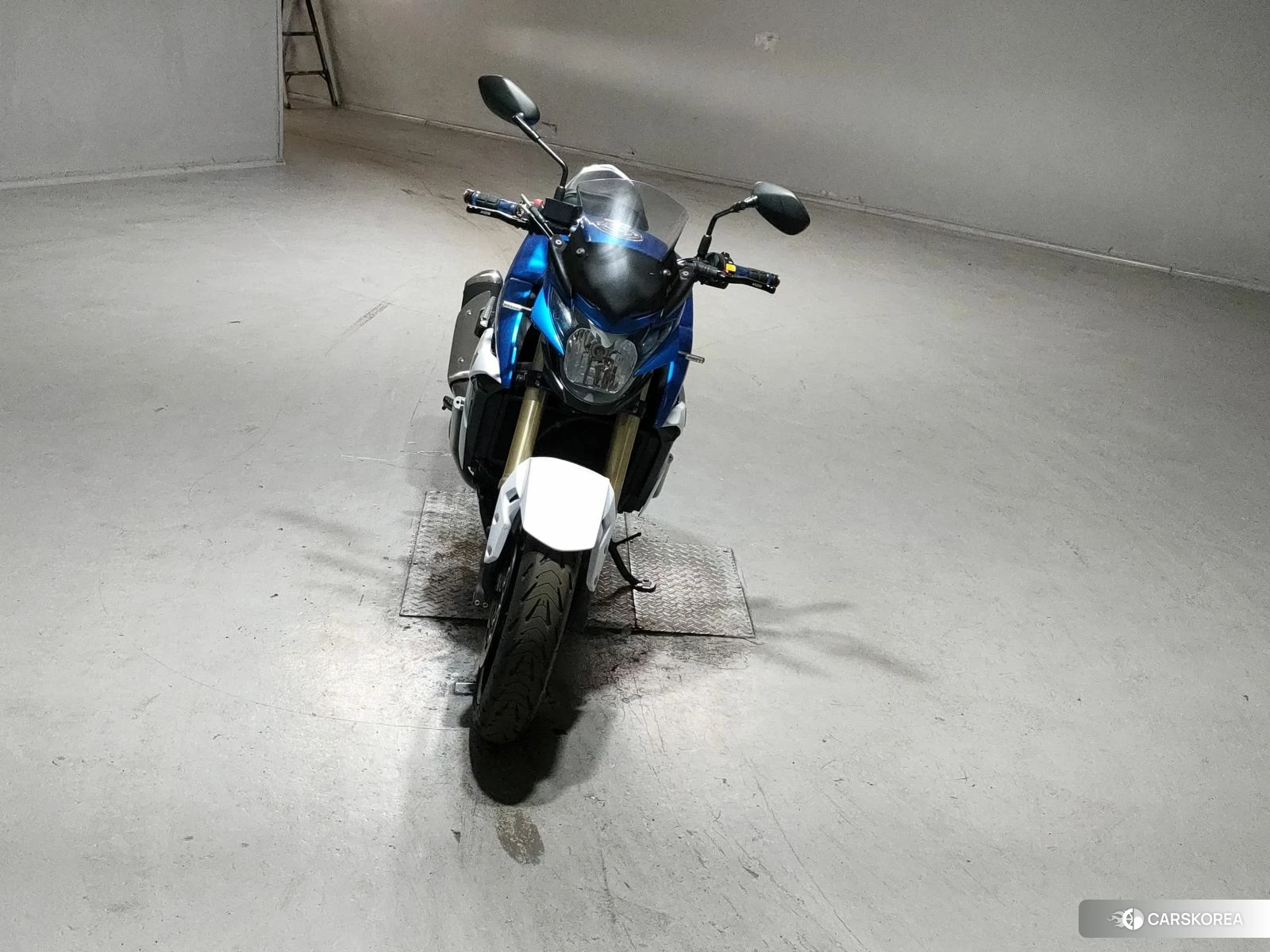 Suzuki GSR750 2015 из Японии, фото 2