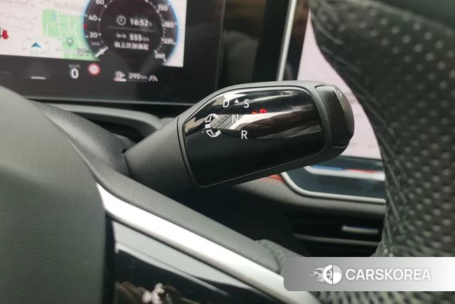 Volkswagen Magotan 2025 Черный из Китая, фото 6
