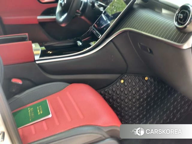 Mercedes-Benz GLC 2023 Белый из Китая, фото 4