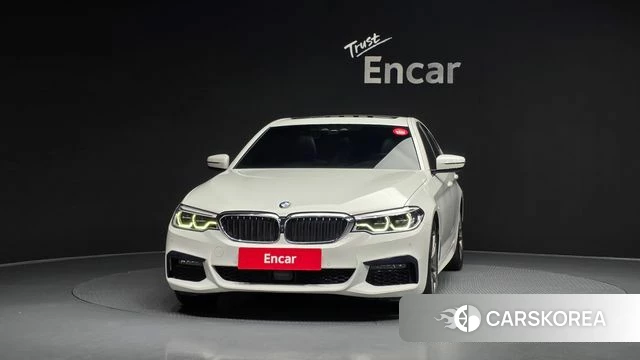 BMW 5 Series (G30) id 3844384 из Кореи 13