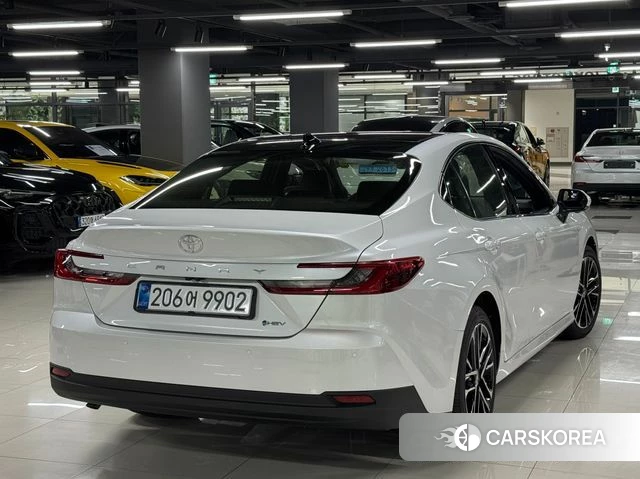 Toyota Camry (XV80) 2026 Белый из Кореи, фото 6