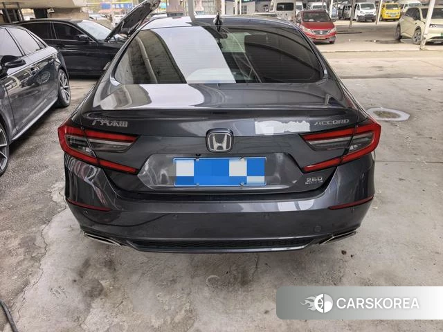 Honda Accord id 4213057 из Китая 8