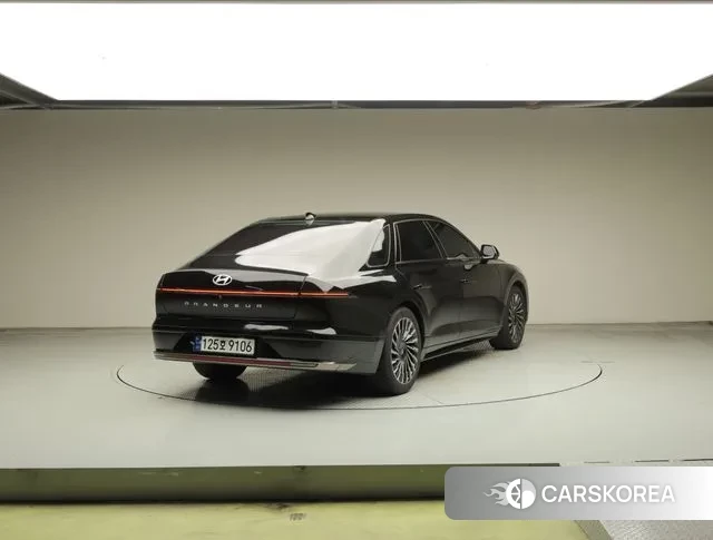 Hyundai Grandeur (GN7) id 3223814 из Кореи 13