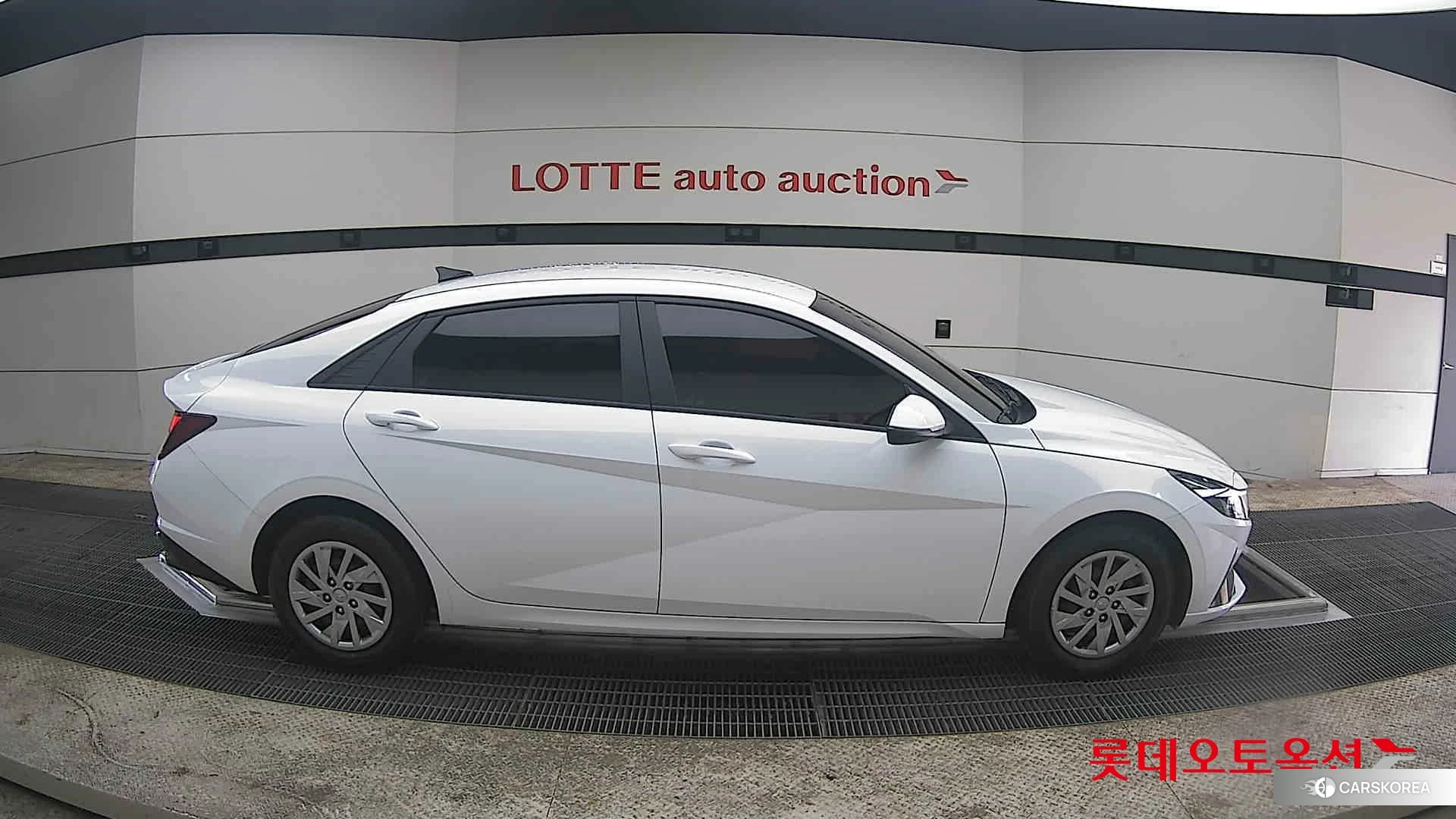 Hyundai Avante id 3869330 из Кореи 23