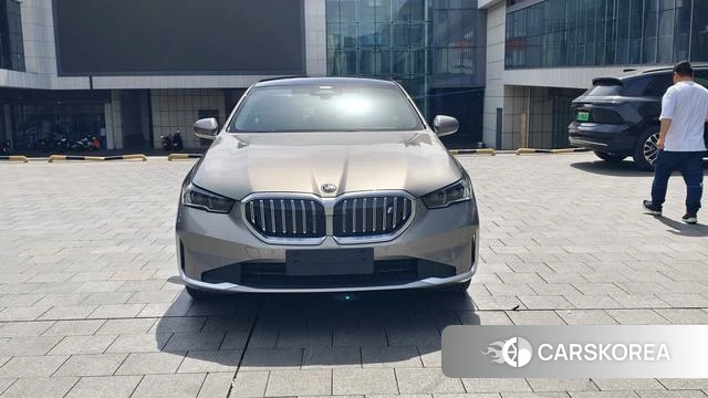 BMW i5 id 4278360 из Китая 10
