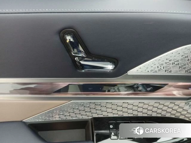 BMW i7 id 4253549 из Китая 11