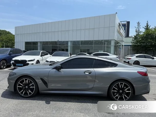 BMW 8 Series (G15) 2023 Серебряный из Кореи, фото 3