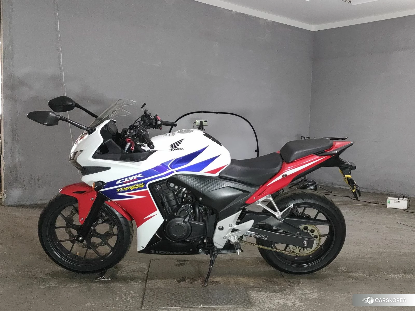 Проданный Honda CBR400R id 3947439 из Японии