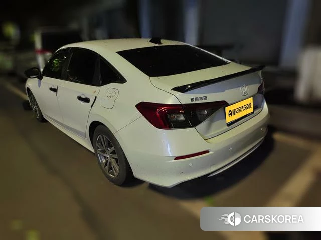 Honda Civic 2023 Белый из Китая, фото 3