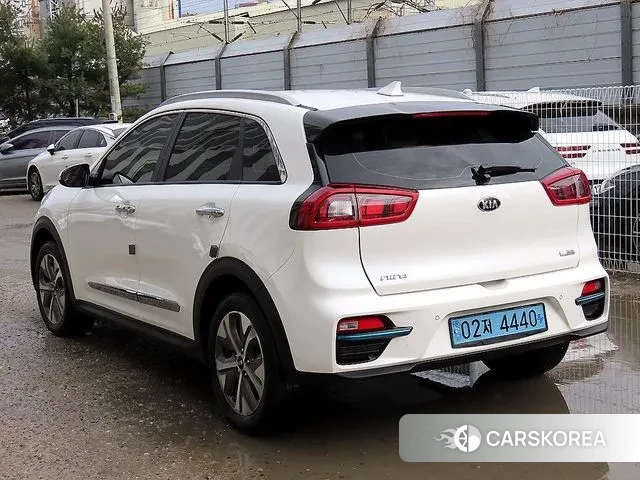 Kia Niro EV id 3737047 из Кореи 13