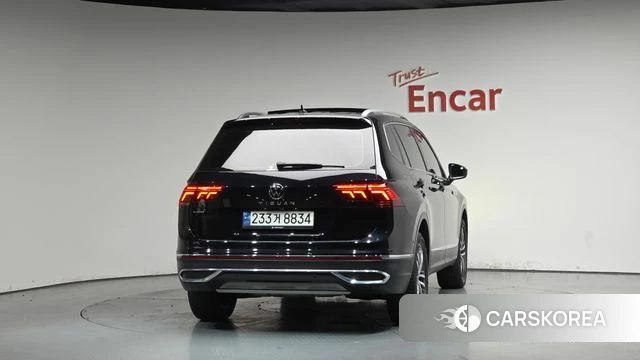 Volkswagen Tiguan Allspace id 4579217 из Кореи 23