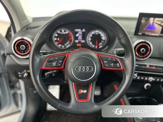 Audi Q2L id 4275414 из Китая 16