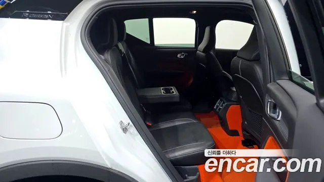 Volvo XC40 id 2760582 из Кореи 13