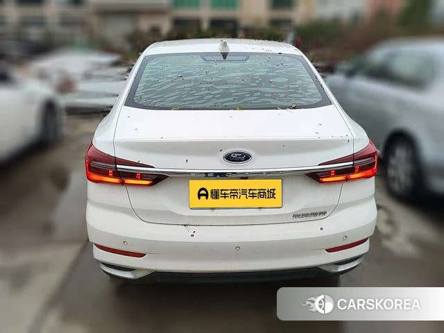 Ford Forrest 2021 Белый из Китая, фото 3
