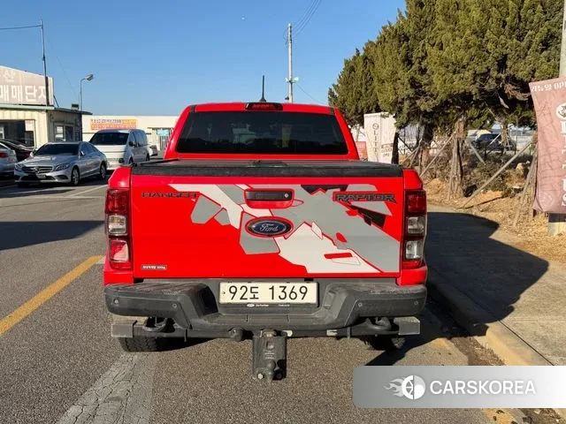 Ford Ranger 3rd Generation 2021 Красный из Кореи, фото 3