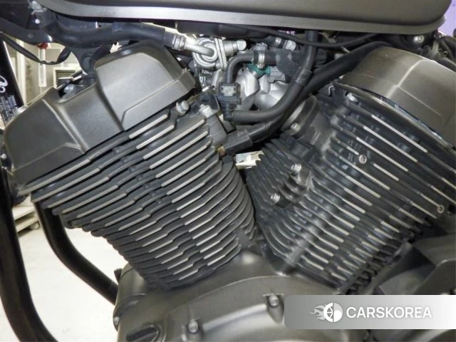 Engine photo
