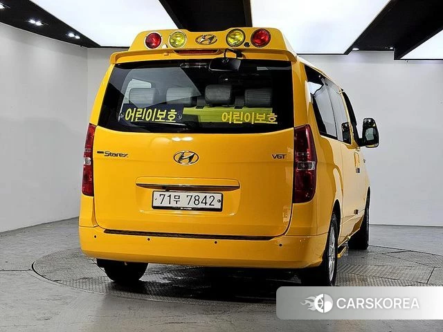 Hyundai The New Grand Starex id 4417333 из Кореи 13