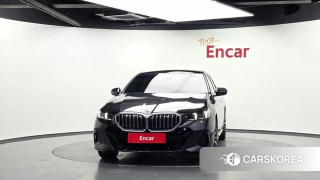 BMW 5 Series (G60) id 4720106 из Кореи 13