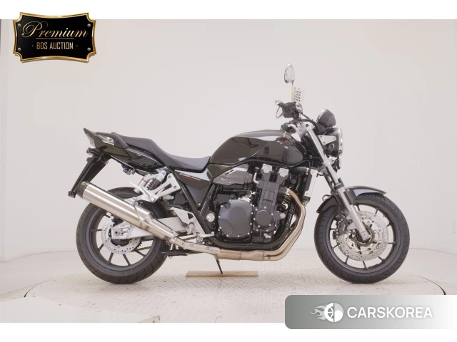 Проданный Honda CB1300SF 2026 из Японии