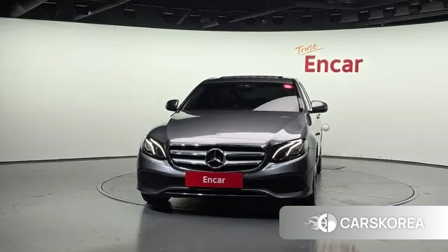 Mercedes-Benz E-Class W213 id 3407924 из Кореи 13