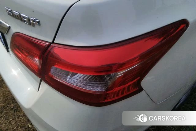 Nissan Xuan Yi id 4314653 из Китая 23